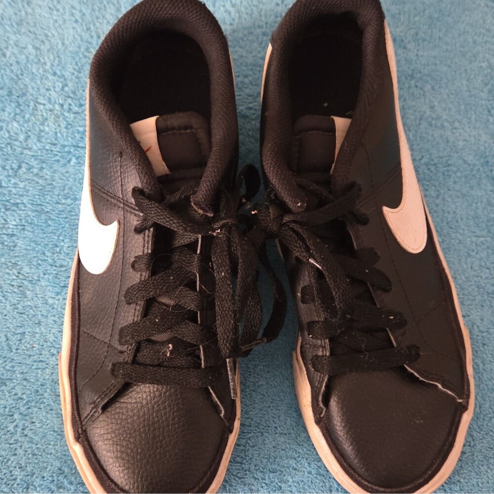Nike Court Legacy Low Black White Gum Sole Canvas Trim Sneakers Mens Size 8